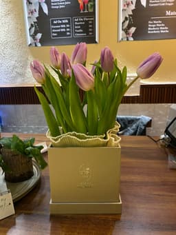 Tulip Bouquet thumbnail 1