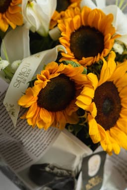 Sunflower boquet thumbnail 4