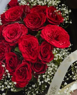 20 roses bouquet thumbnail 1