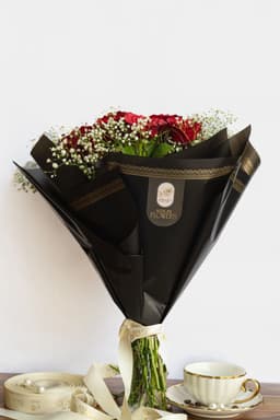 20 roses bouquet thumbnail 3