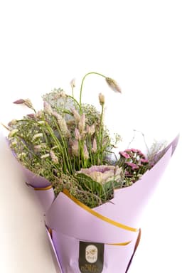 Crane pink boquet thumbnail 3