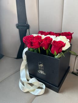 Red and white square box bouqu thumbnail 2